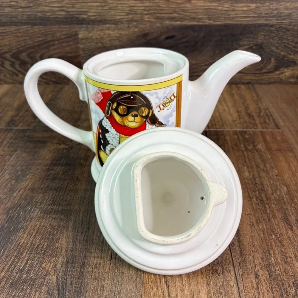 Wade Alex the Aviator Teapot Judith Wootton Made in England Bear Pilot Vintage